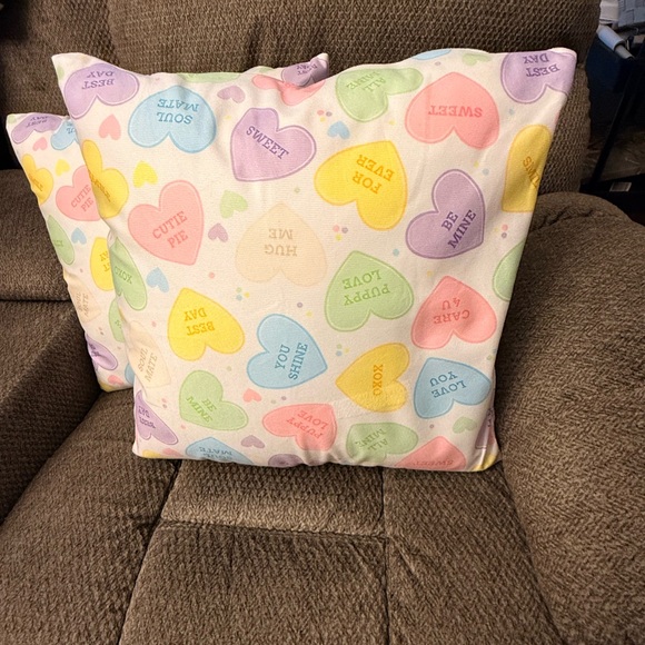 Two Heart Print Valentine Throw Pillows   18 X 18 - Picture 4 of 6